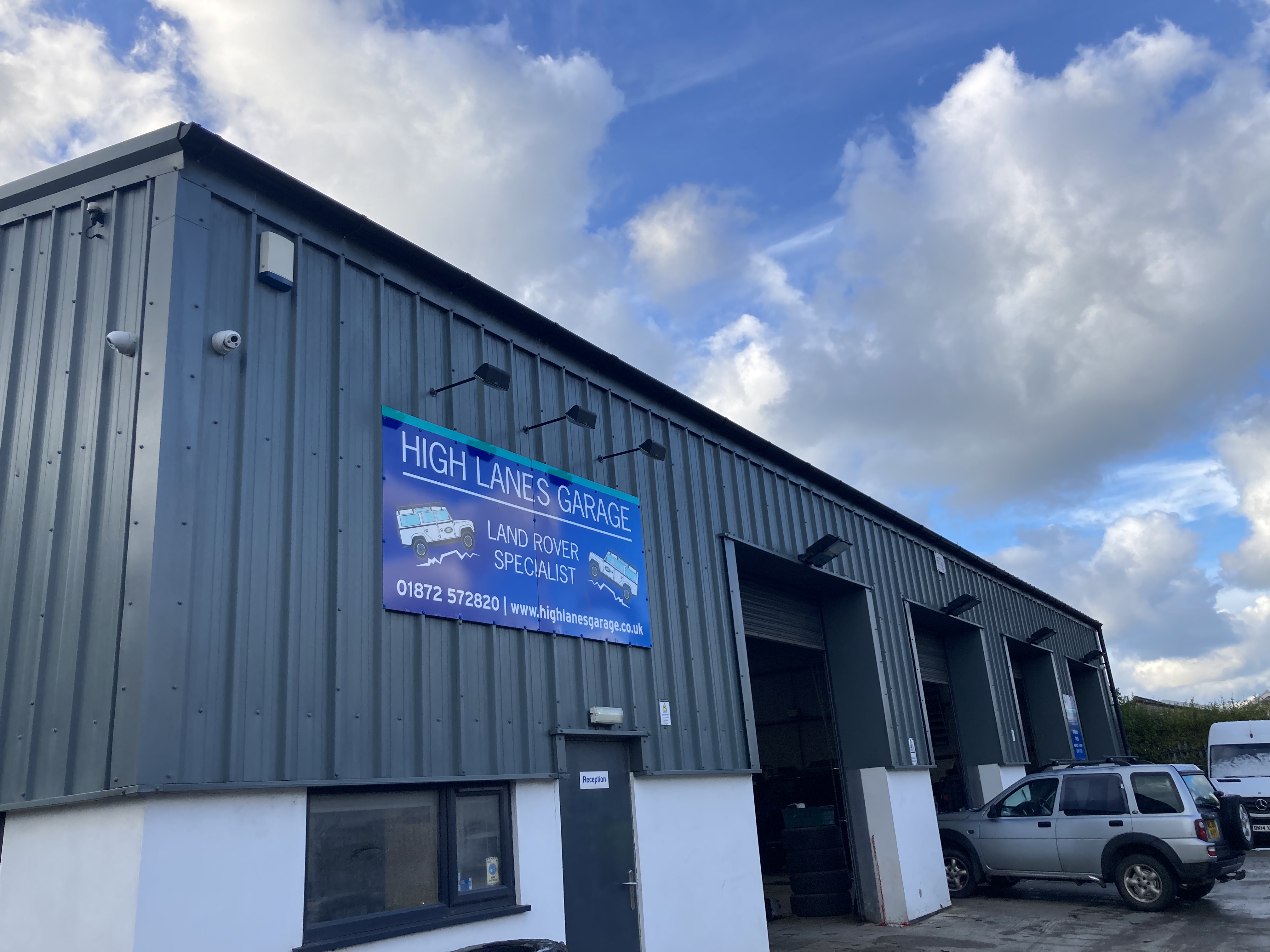 Highlanes Garage