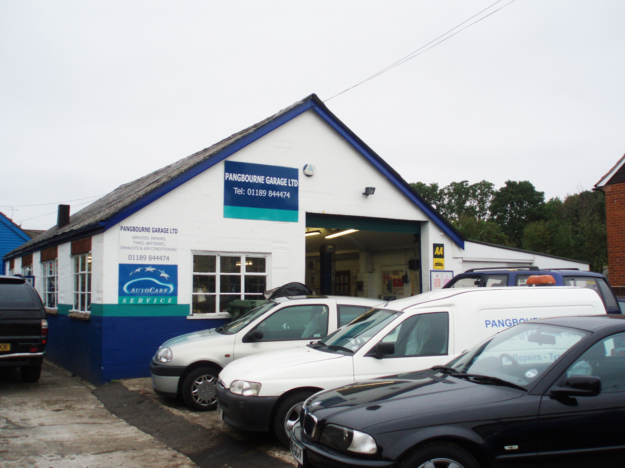 Pangbourne Garage