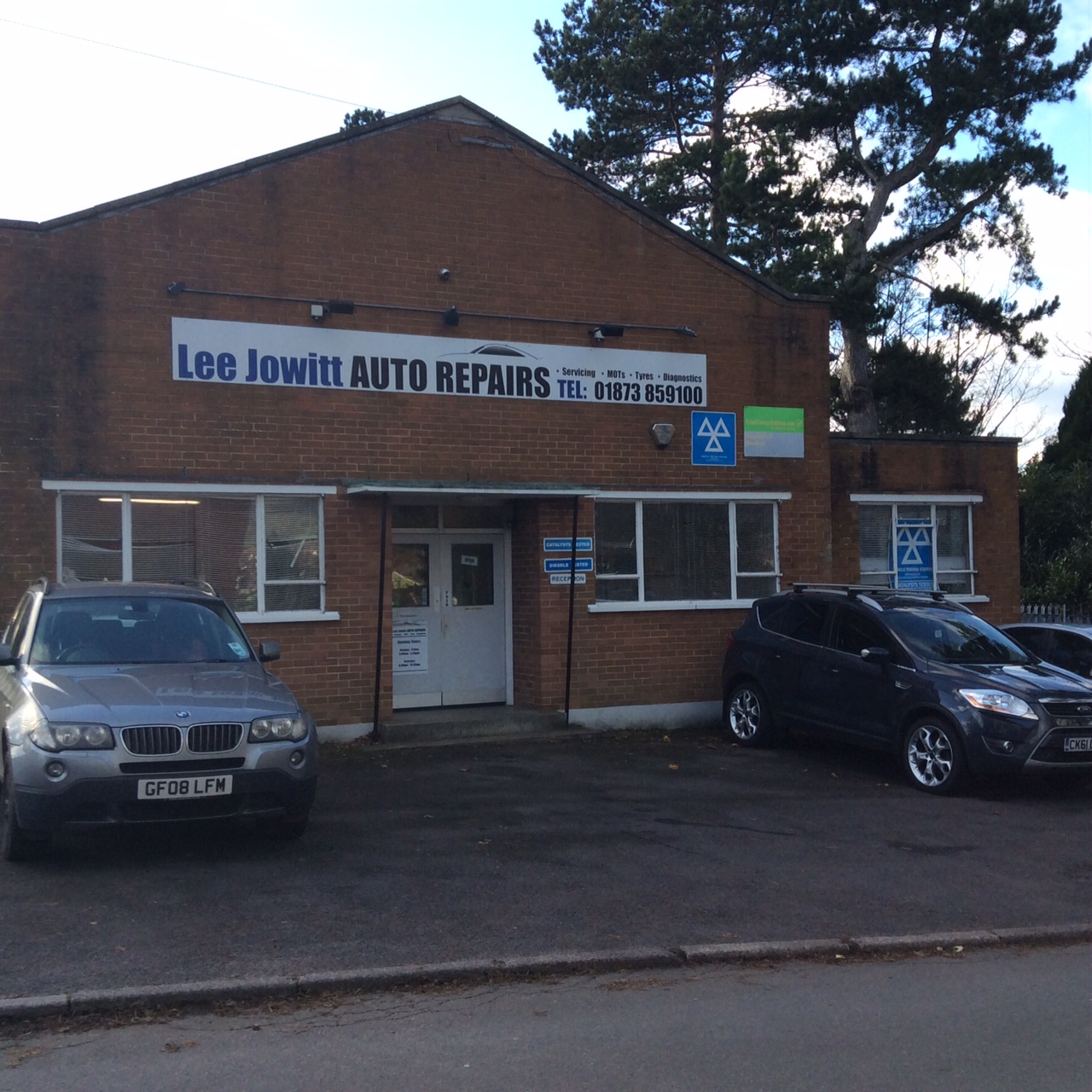 Lee Jowitt Auto Repairs