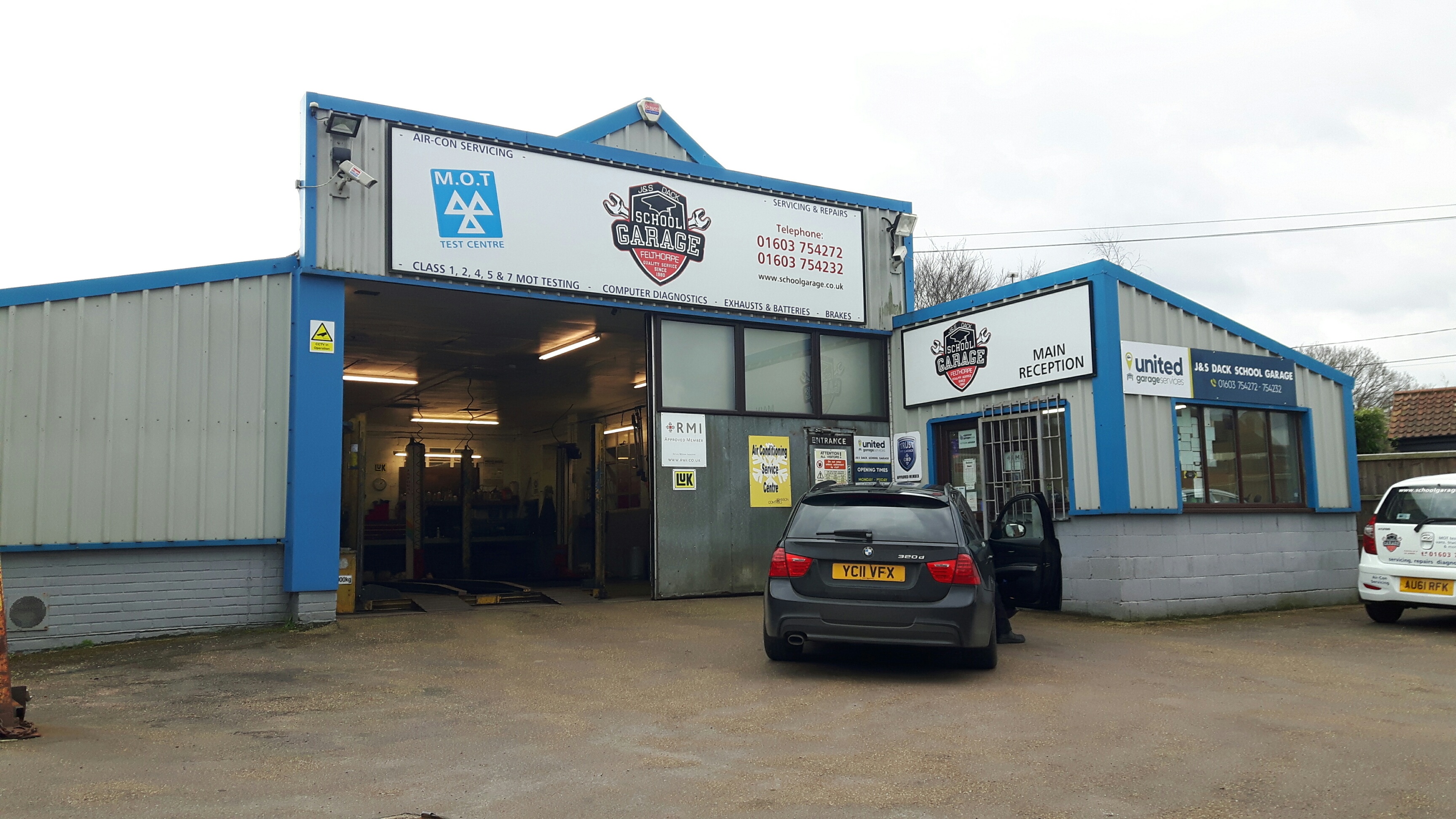 J&S Dack School Garage