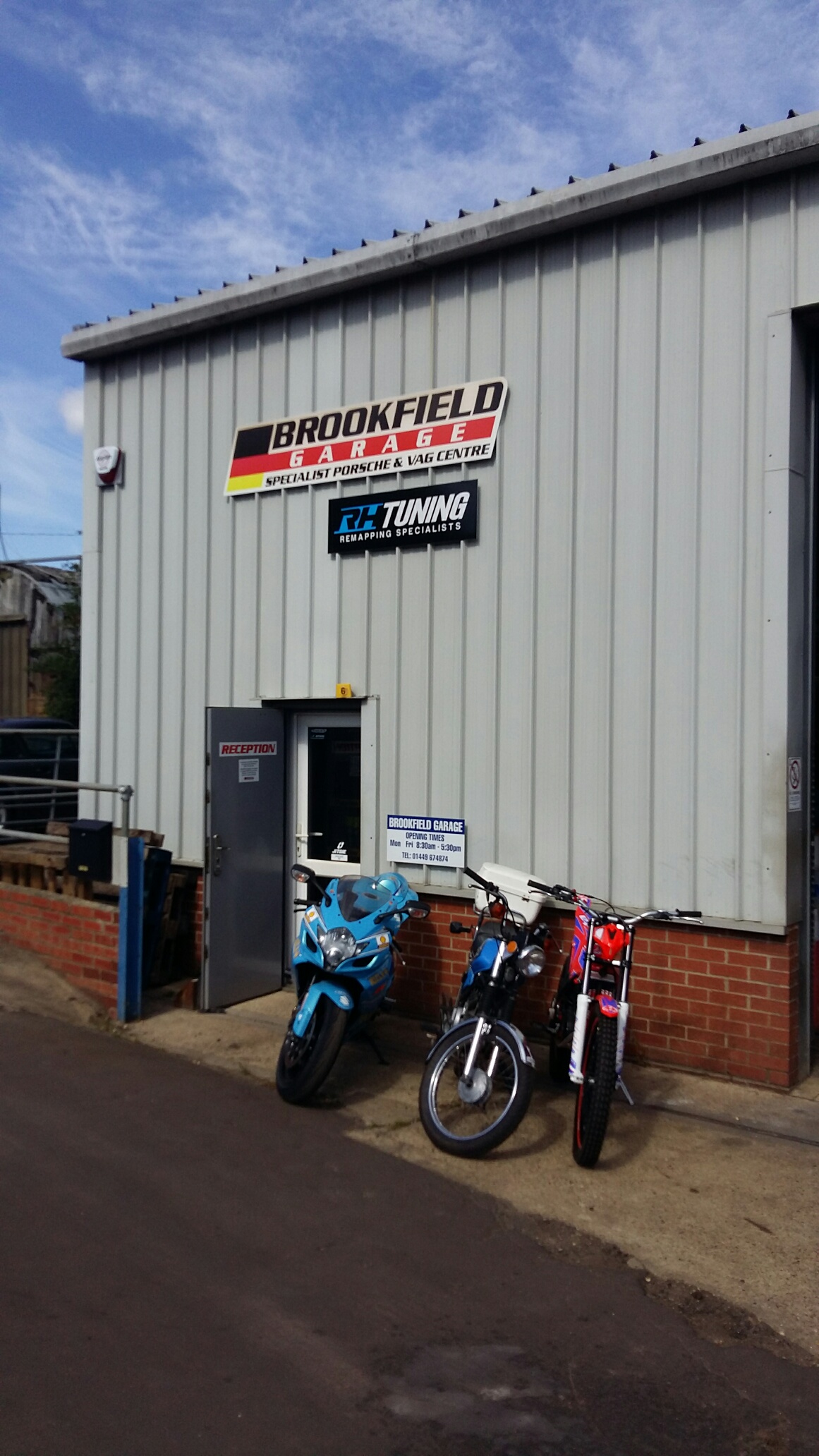 Brookfield Garage