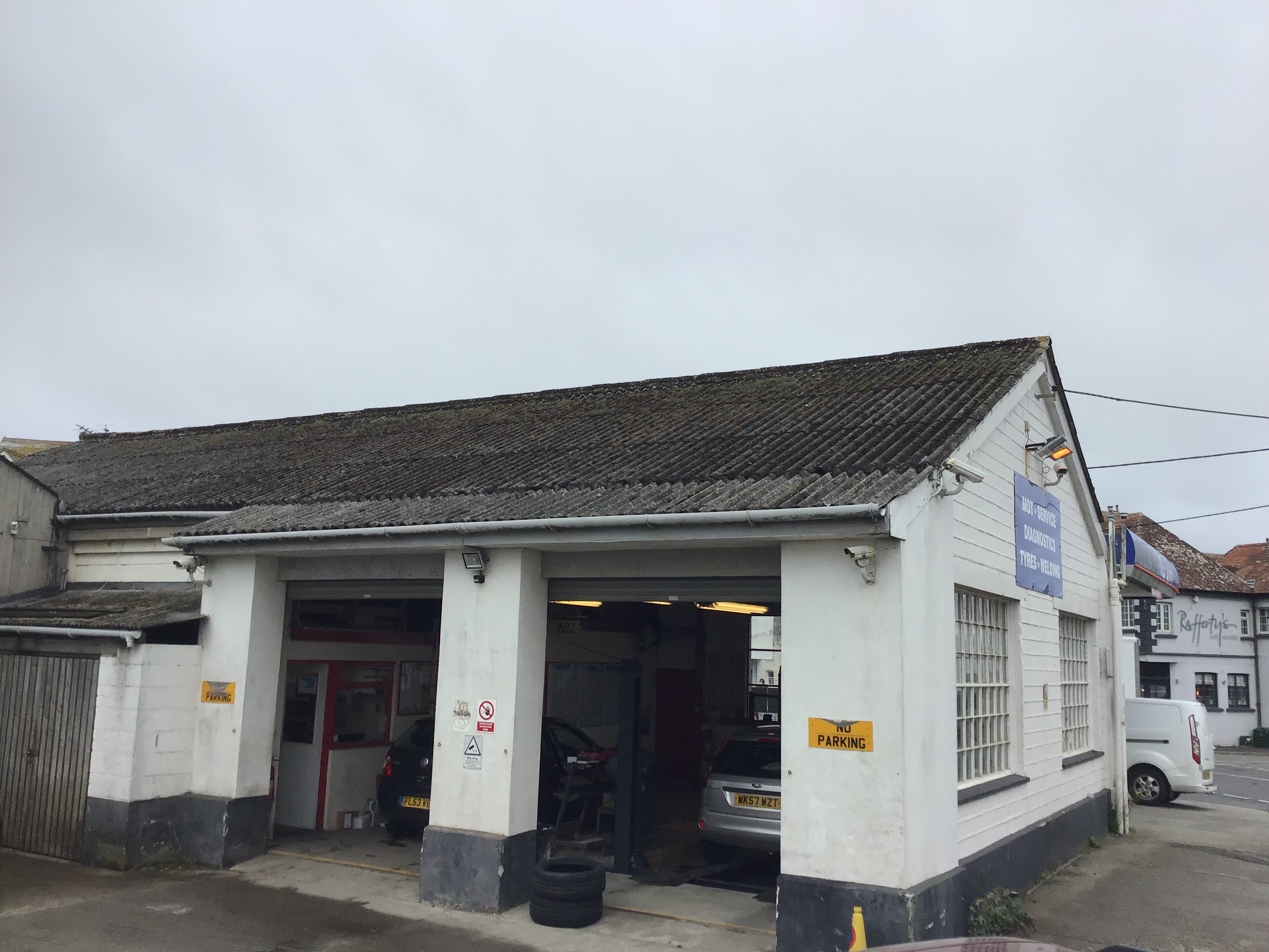 St Merryn Garage Ltd