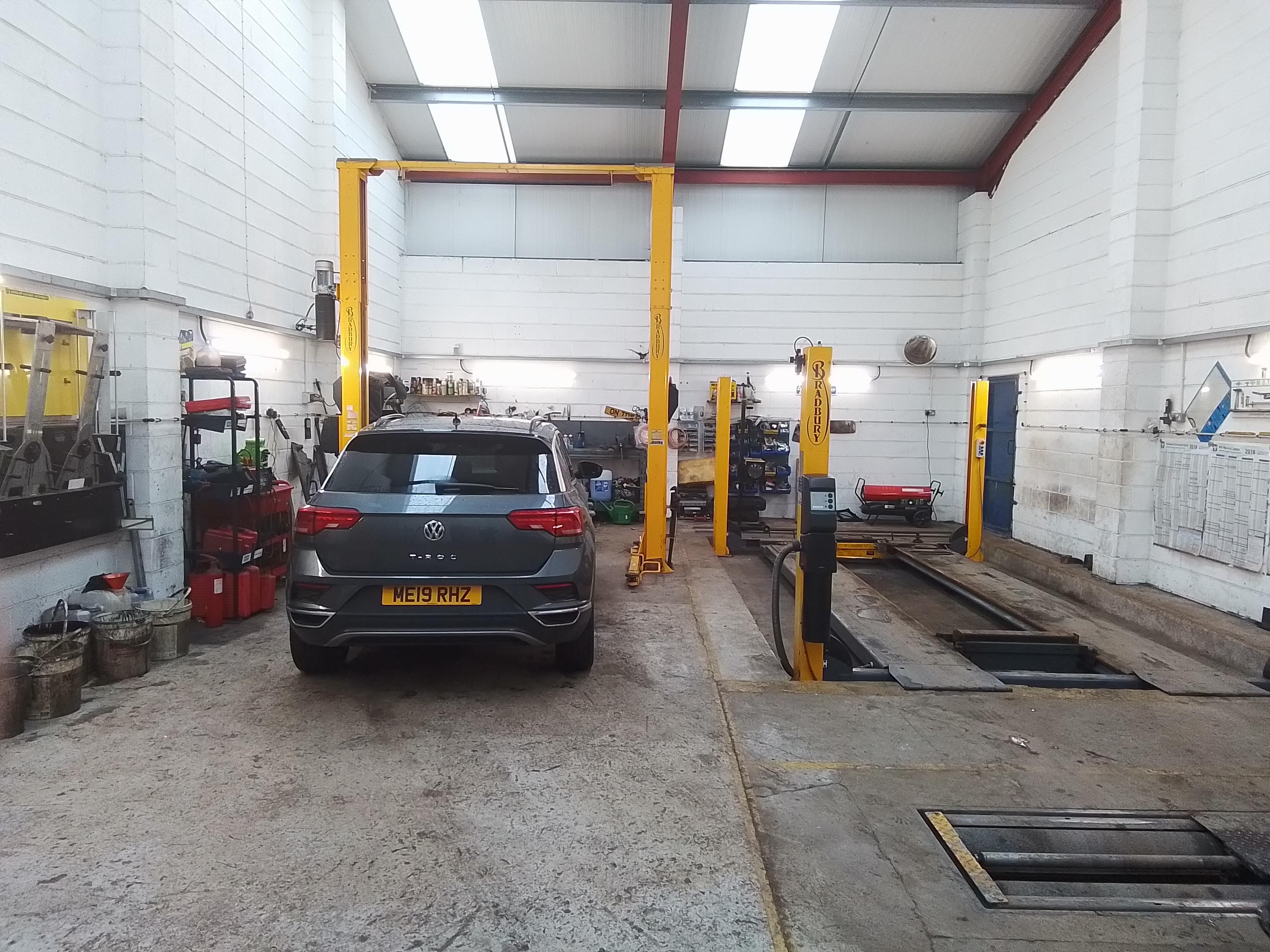 Blue Line Auto Logistics car and van MOT Centre